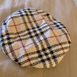 Burberry Beret - Ooh La La, Sz. M.